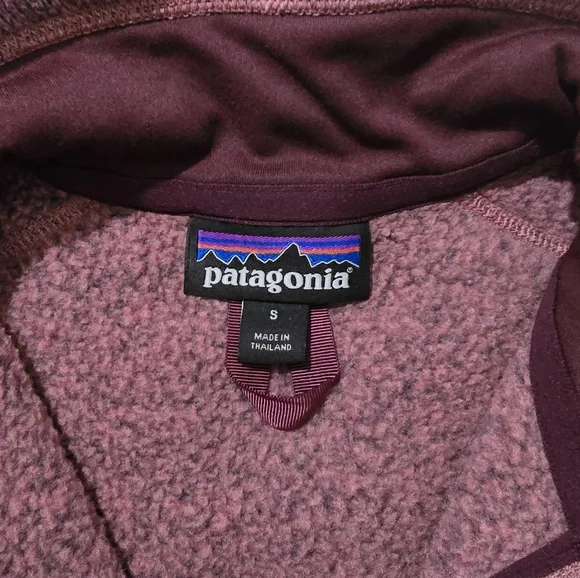 Patagonia Women's Berry/Purple Zip-Up Sweater - Picture 3 of 3